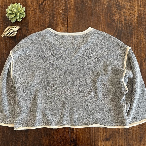 Fantastic Fawn | Gray Boxy “Nelly” Sweater with Contrasting Cream Trim - Picture 2 of 9